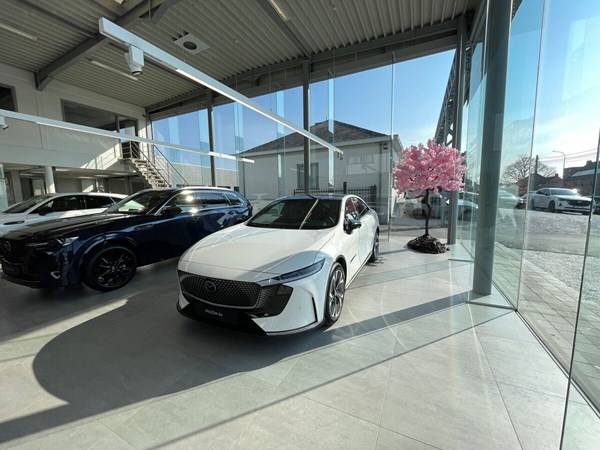 Mazda 6e